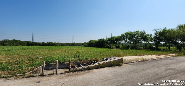 Listing photo id 2 for 3915 Flagle