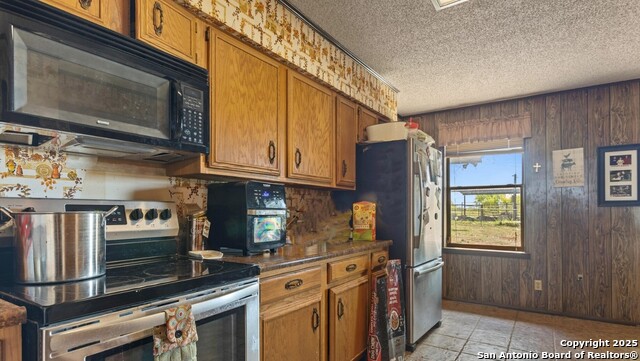 Image 6 of 18 For 12300 Fm 1333