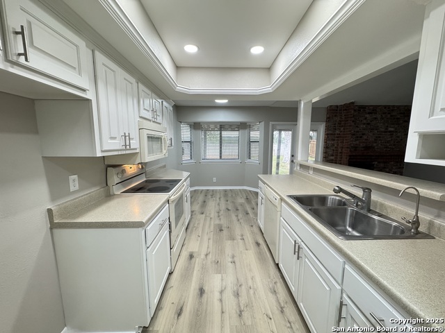 Image 12 of 31 For 4023 Briar Hollow
