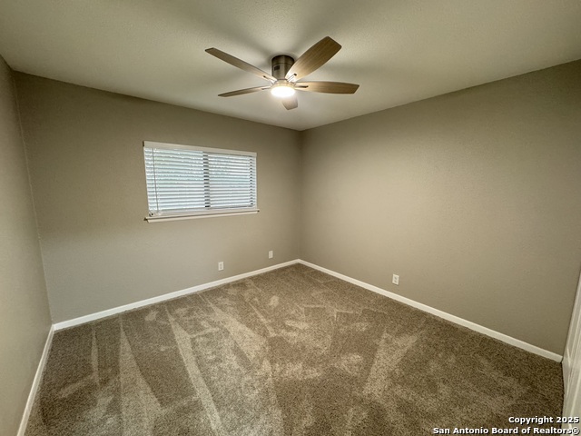 Image 18 of 31 For 4023 Briar Hollow