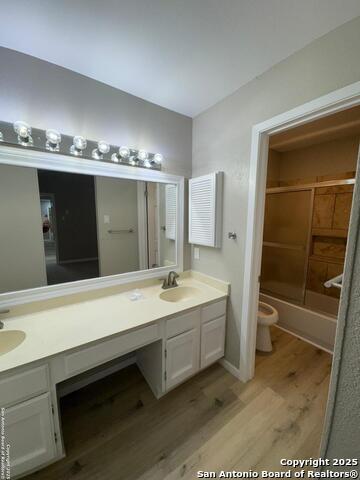 Image 21 of 31 For 4023 Briar Hollow
