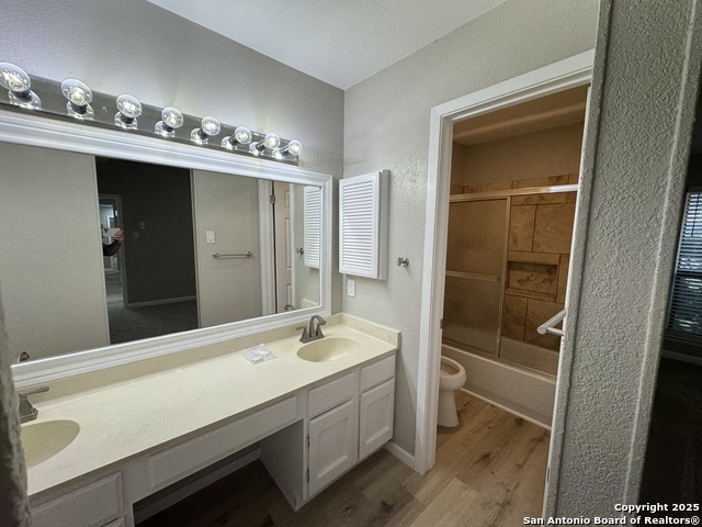 Image 22 of 31 For 4023 Briar Hollow