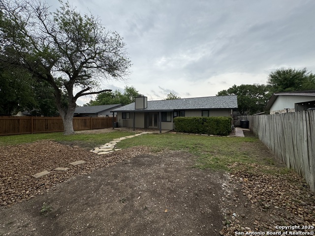 Image 30 of 31 For 4023 Briar Hollow