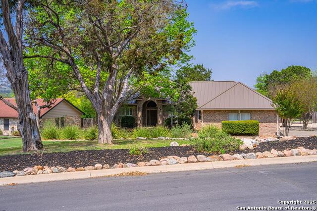 Details for 102 Spring Mill, Kerrville, TX 78028