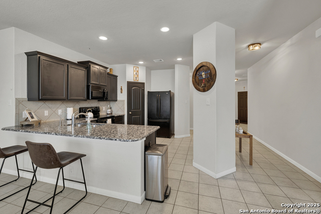 Image 7 of 26 For 471 Copper Hill