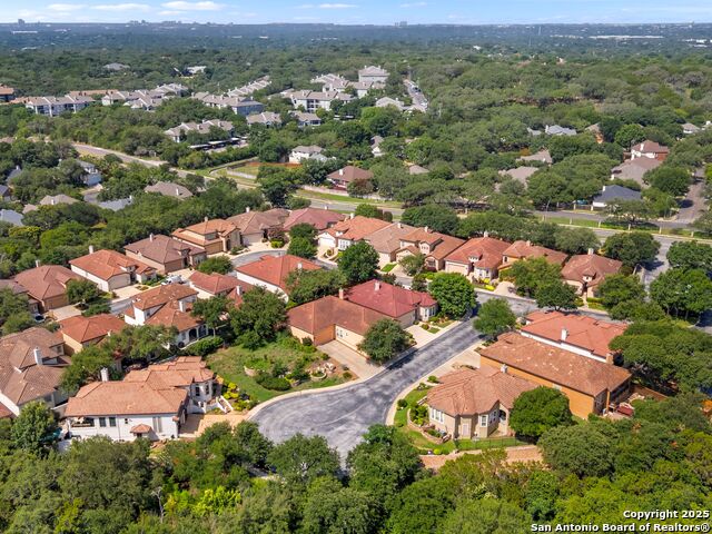 Listing photo id 8 for 1706 Wild Deer Circle