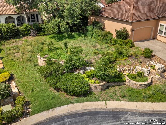 Listing photo id 3 for 1706 Wild Deer Circle