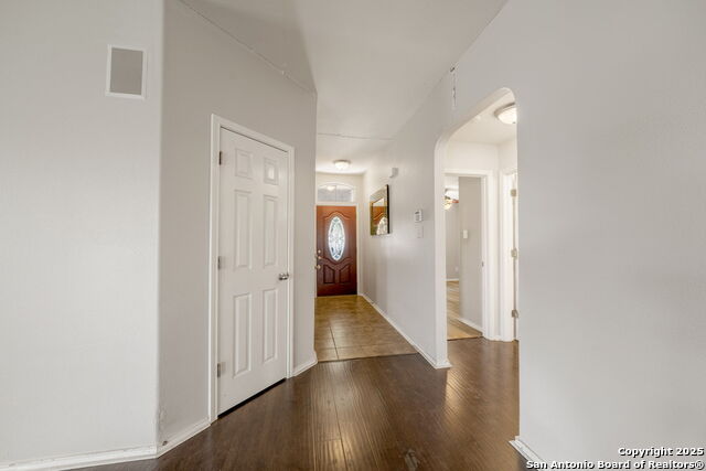 Listing photo id 11 for 10631 Arabian Sands
