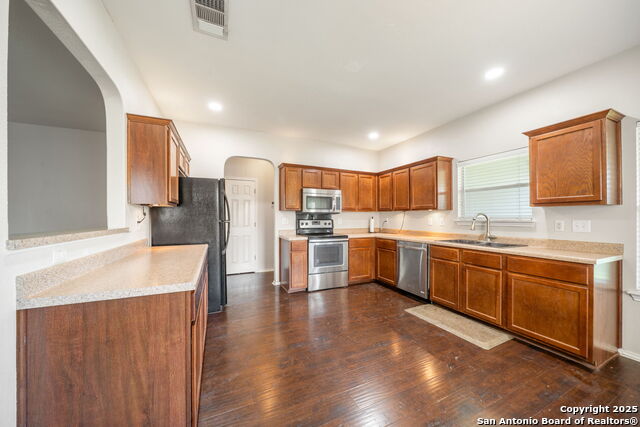 Listing photo id 20 for 10631 Arabian Sands
