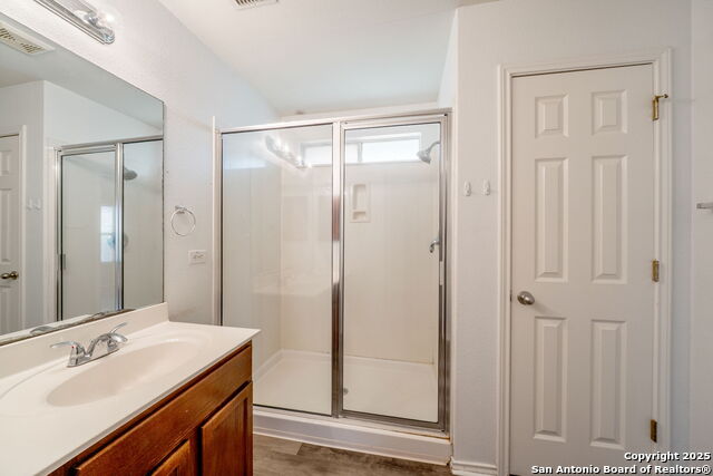 Listing photo id 6 for 10631 Arabian Sands