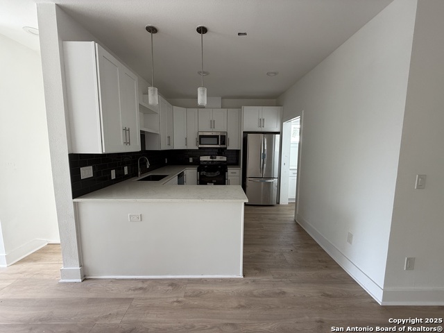 Image 6 of 18 For 715 Ogden  104