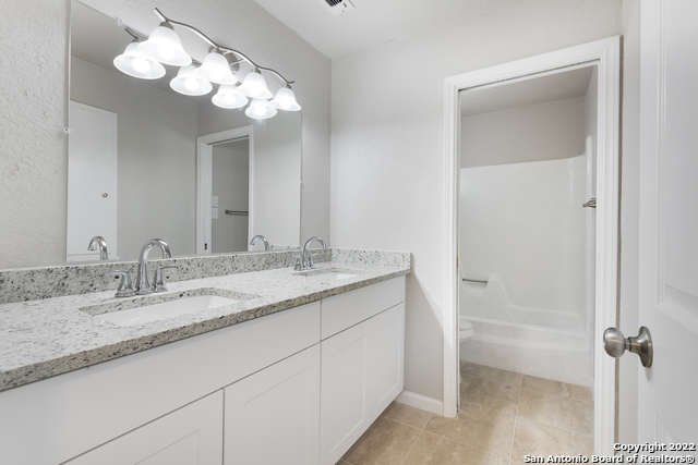 Image 13 of 22 For 6510 Spring Lark St