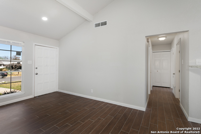 Image 6 of 22 For 6510 Spring Lark St