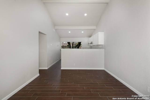 Image 7 of 22 For 6510 Spring Lark St