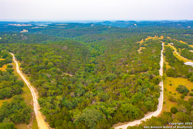 Listing photo id 11 for 101 Bella Springs Rd