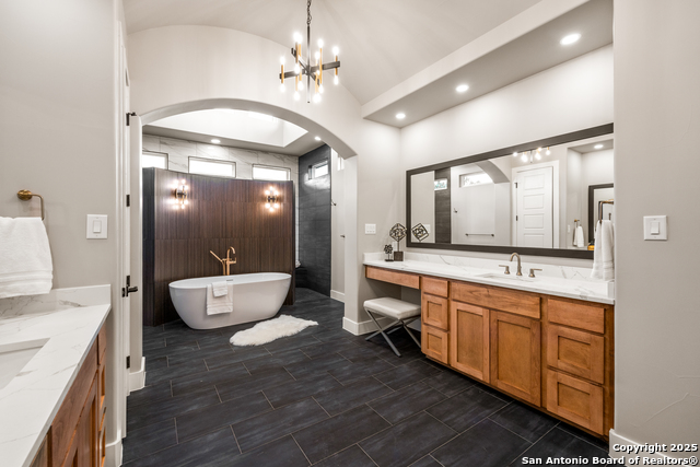 Listing photo id 22 for 1142 Pr 2771 Private Road