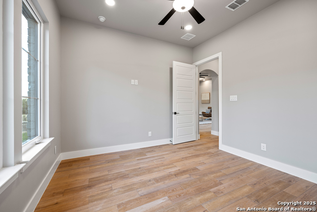 Listing photo id 38 for 1142 Pr 2771 Private Road