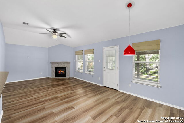 Listing photo id 9 for 9606 Ed Wiseman