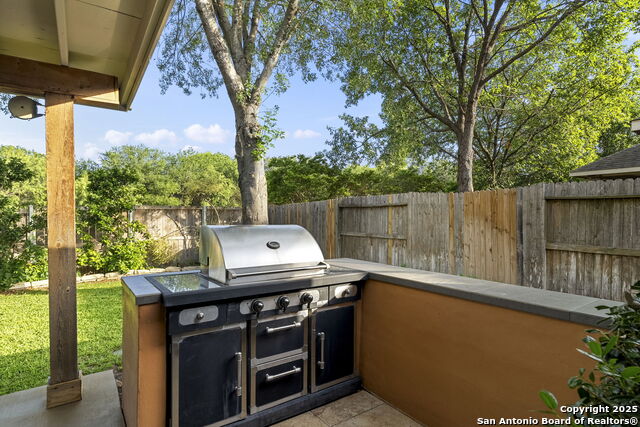 Listing photo id 25 for 9606 Ed Wiseman