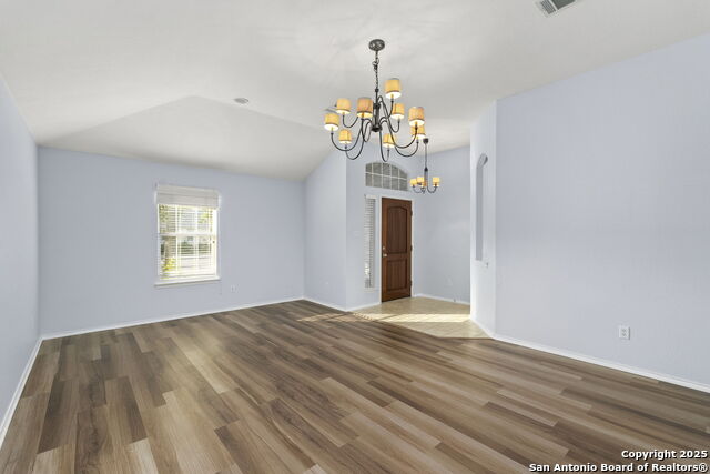 Listing photo id 3 for 9606 Ed Wiseman