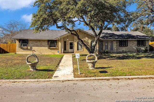 Details for 200 Shalimar Dr, Castle Hills, TX 78213