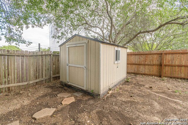 Image 25 of 27 For 772 Copperfield