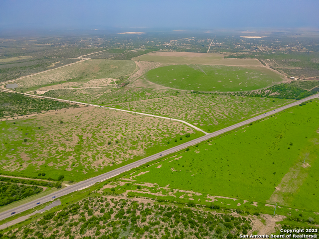 Listing photo id 13 for 4984 Us Highway 83 S
