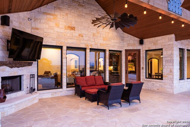 Listing photo id 21 for 357 Cypress Estates