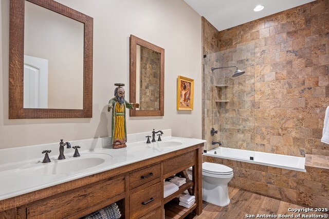 Listing photo id 29 for 357 Cypress Estates