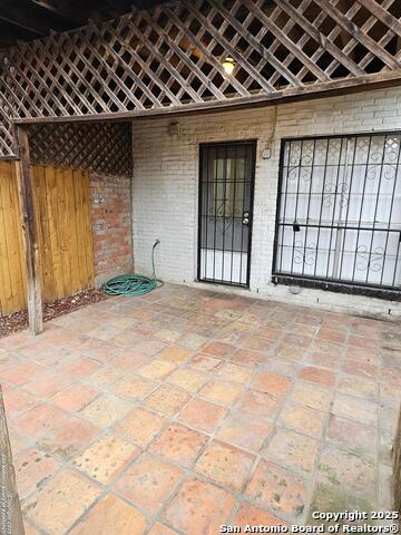 Image 20 of 20 For 2811 Woodbury Dr  304