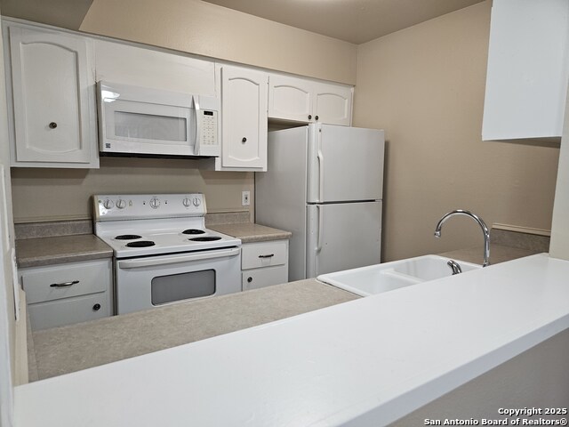 Image 5 of 20 For 2811 Woodbury Dr  304