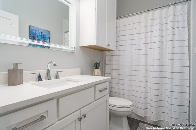 Listing photo id 16 for 107 Windjammer