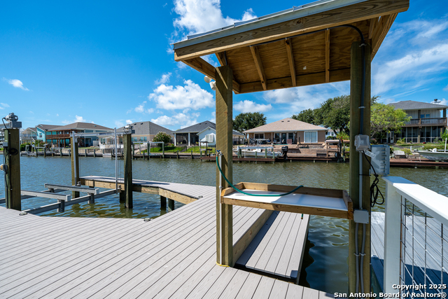Listing photo id 26 for 107 Windjammer
