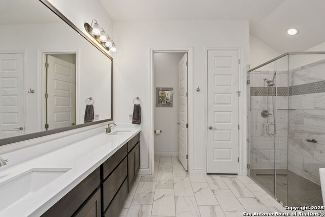 Listing photo id 14 for 137 Maravillas