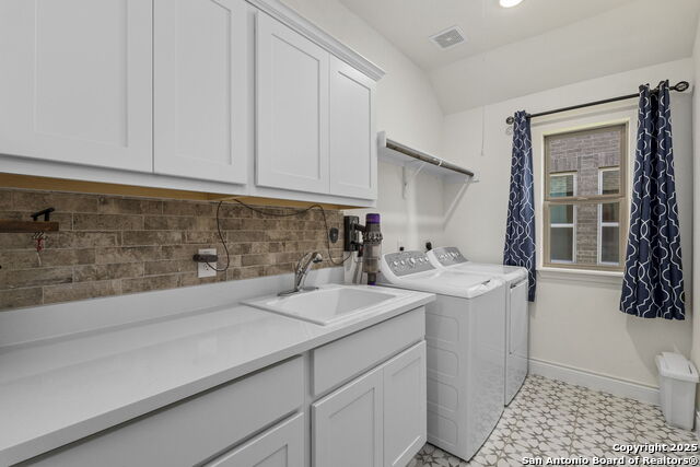 Listing photo id 22 for 137 Maravillas