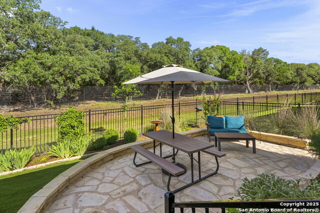 Listing photo id 24 for 137 Maravillas