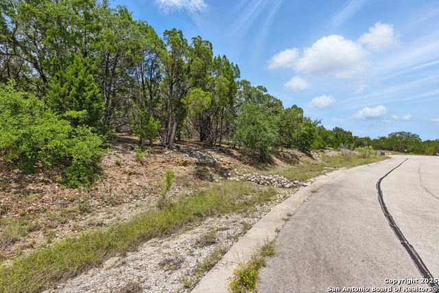 Listing photo id 4 for 383 Pr 1712  