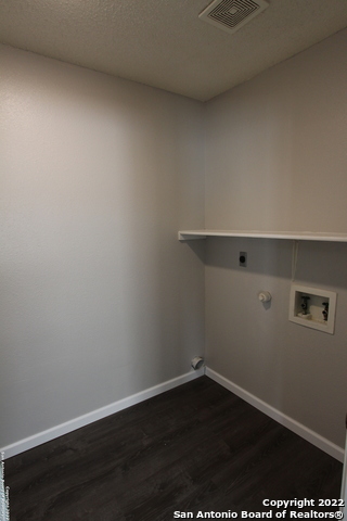 Image 13 of 16 For 8107 Ocean Meadow Dr