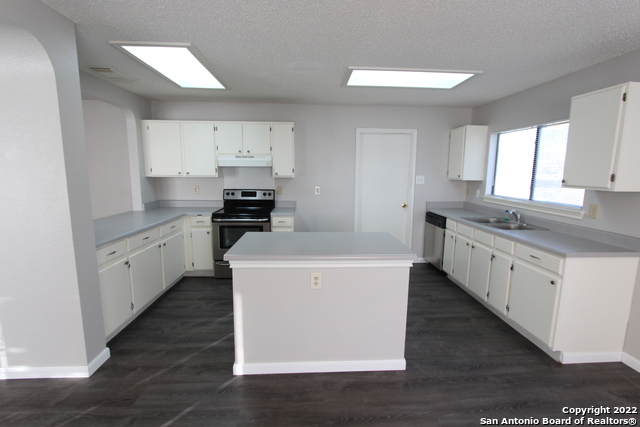 Image 6 of 16 For 8107 Ocean Meadow Dr