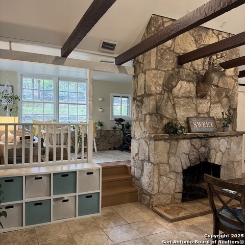 Listing photo id 10 for 19023 Sherwood