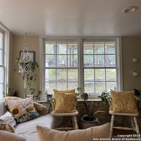 Listing photo id 14 for 19023 Sherwood