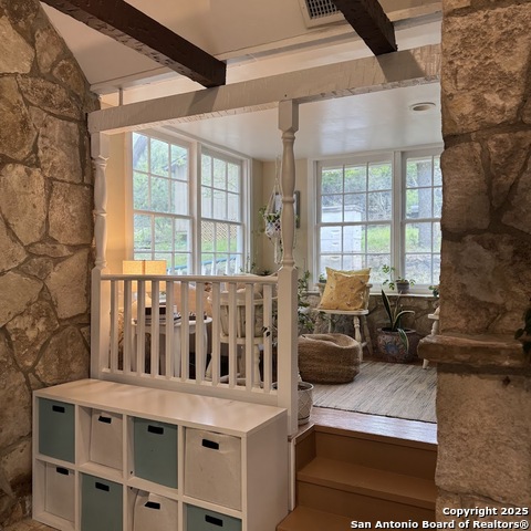 Listing photo id 17 for 19023 Sherwood