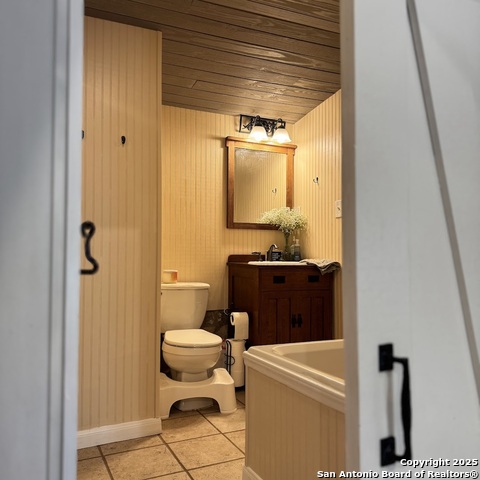 Listing photo id 18 for 19023 Sherwood