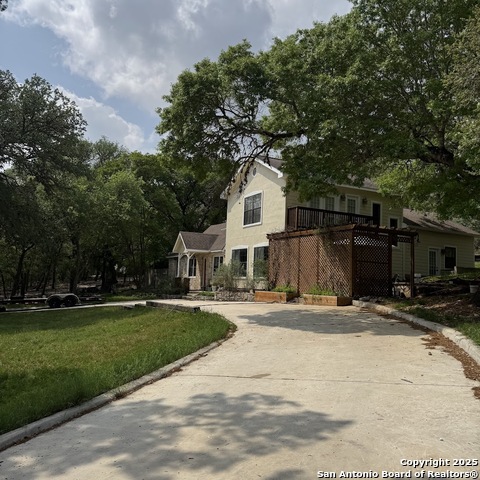 Listing photo id 43 for 19023 Sherwood