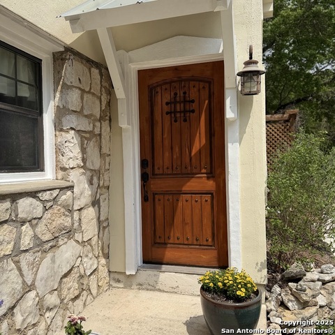 Listing photo id 3 for 19023 Sherwood