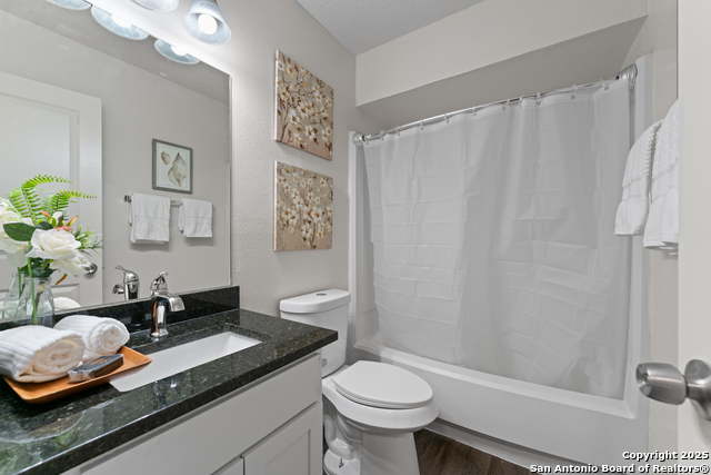 Listing photo id 22 for 730 Cypressbrook