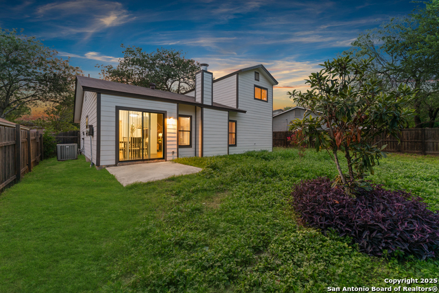 Listing photo id 24 for 730 Cypressbrook