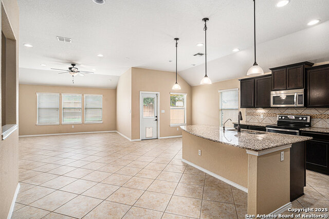 Image 6 of 28 For 3632 Sunglade Ranch