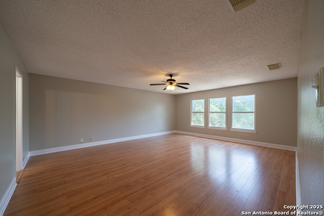 Image 16 of 29 For 14031 Hills Village Dr N