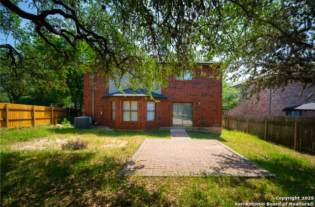 Image 24 of 29 For 14031 Hills Village Dr N